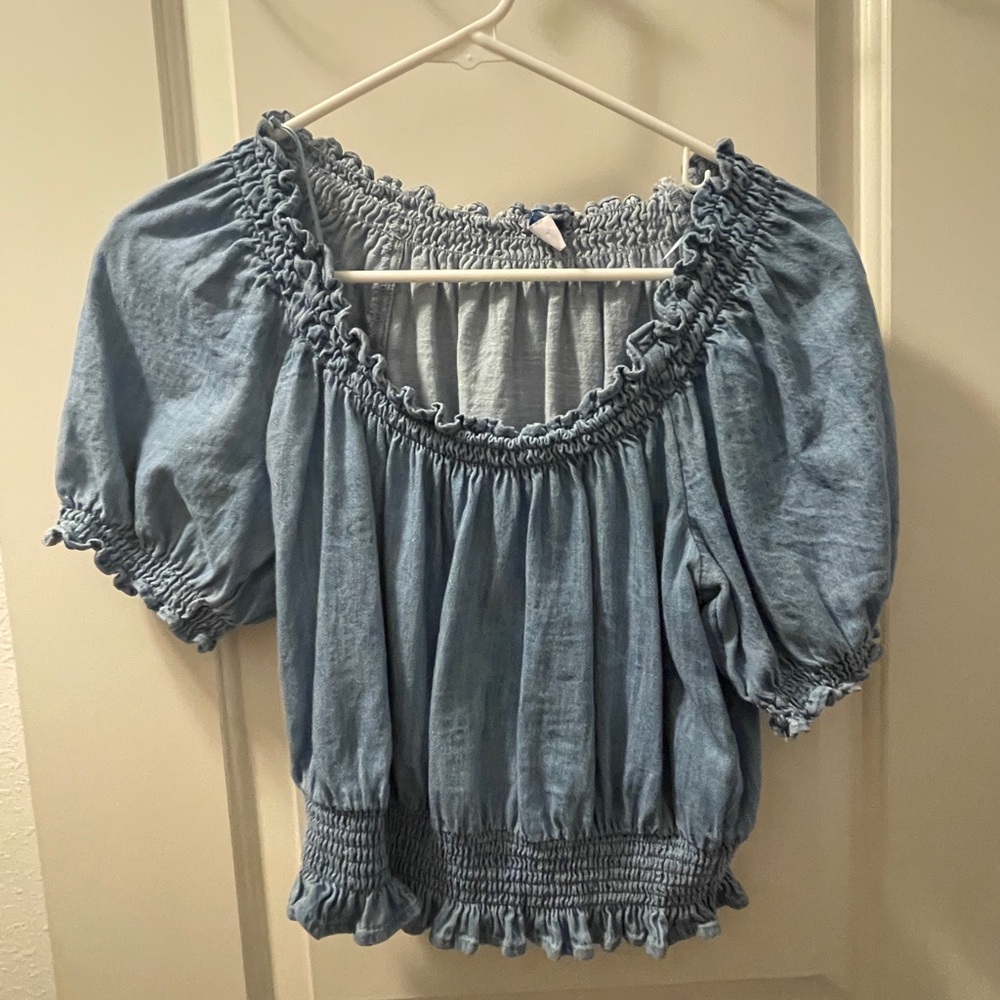 Old Navy Crop Top